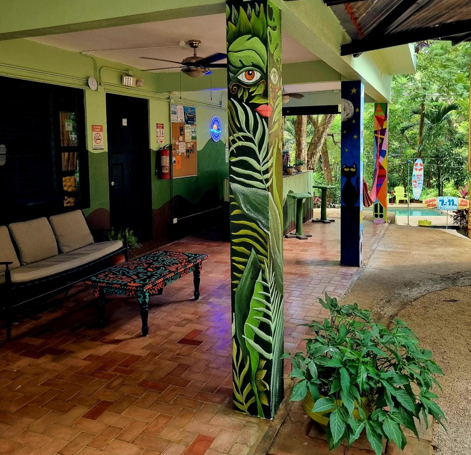 Casa Pura Vida Surf Hostel - Tamarindo Costa Rica Exteriör bild