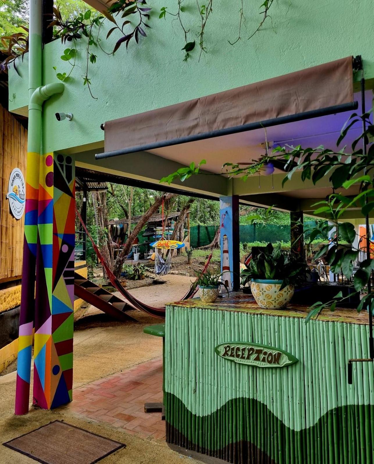 Casa Pura Vida Surf Hostel - Tamarindo Costa Rica Exteriör bild