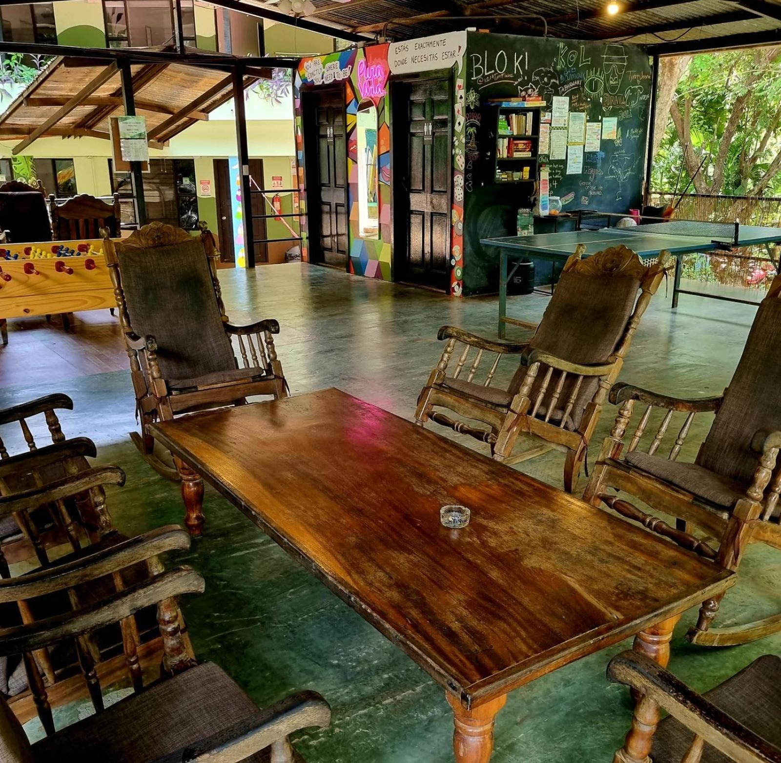 Casa Pura Vida Surf Hostel - Tamarindo Costa Rica Exteriör bild