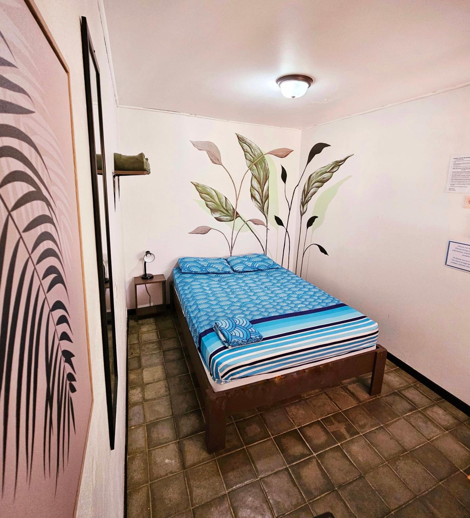 Casa Pura Vida Surf Hostel - Tamarindo Costa Rica Exteriör bild
